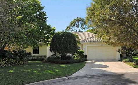 1st image of 427 Autumn Chase Dr