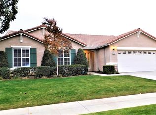 6086 E Sussex Way, Fresno, CA