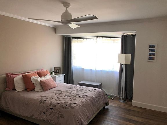 2nd image of 8509 Villa La Jolla Dr APT D
