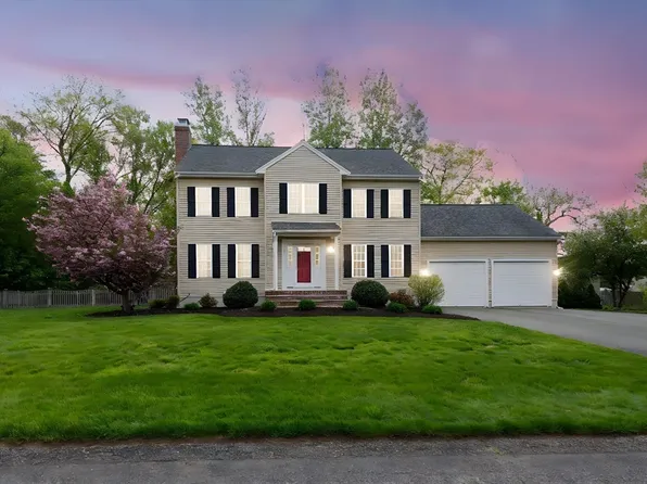 15 Cathy Ln, Brockton, MA 02301