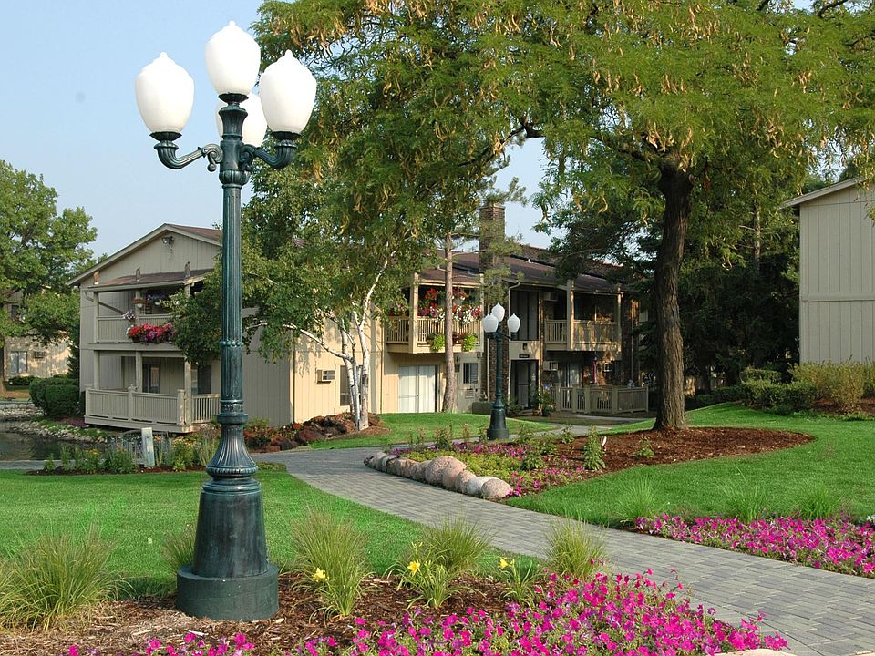 Natural Falls Resort Apartment Rentals Woodridge, IL Zillow