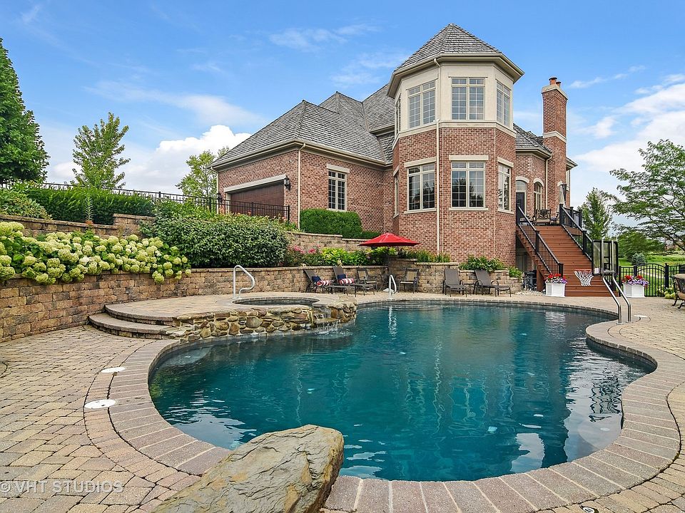 1st image of 22438 N Greenmeadow Dr