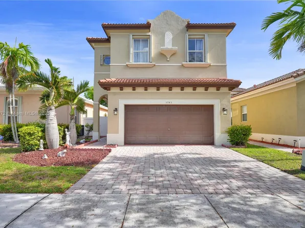 3743 NE 10th Ct, Homestead, FL 33033