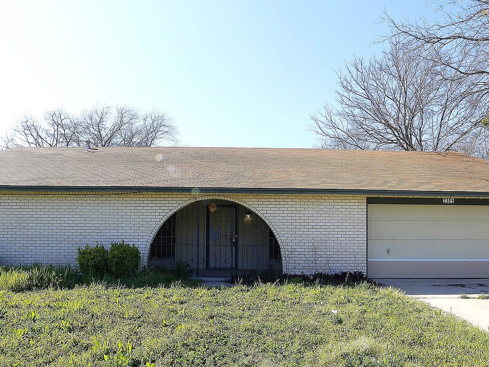 1st image of 2305 Lily Dr