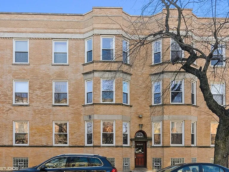 3217 W Altgeld St #3 — Photo 1