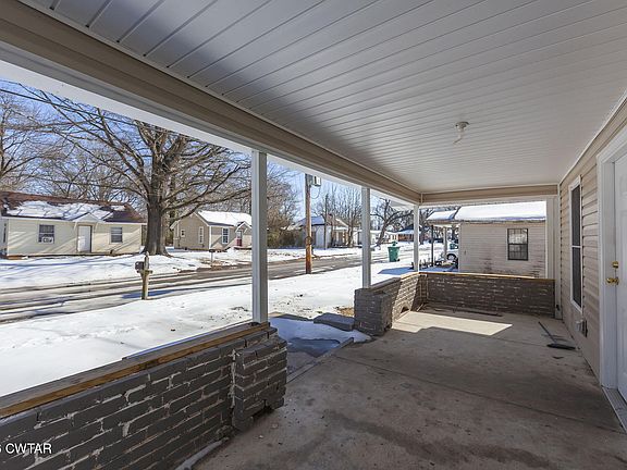 4th image of 59 Holly St