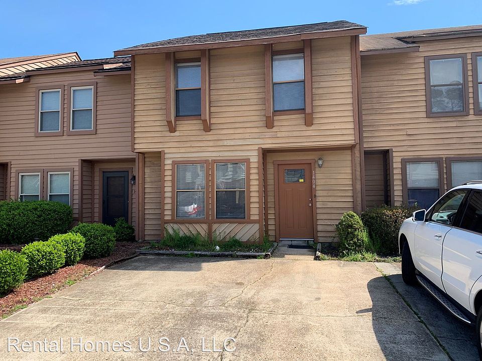 1st image of 1404 Woodscape Ln