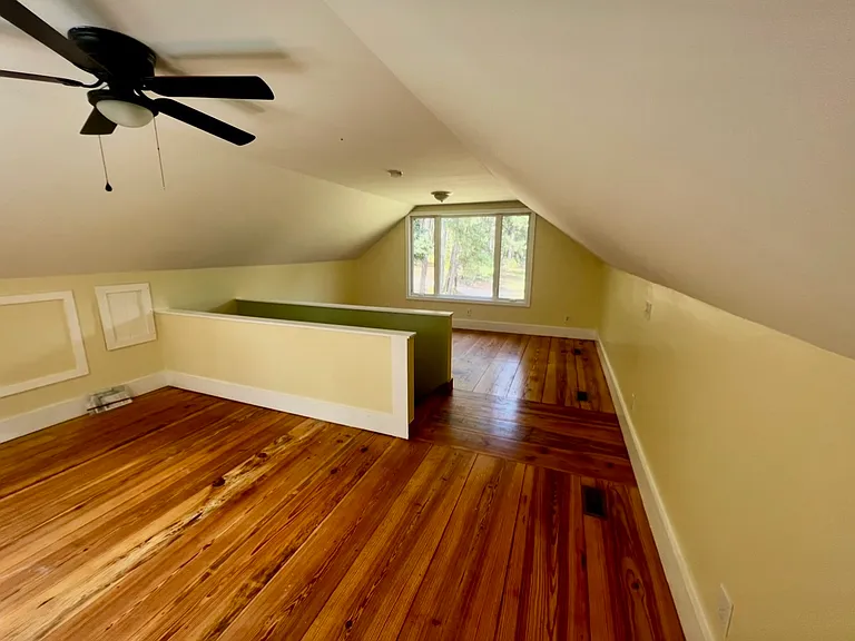 195 Joel Rd #B — Photo 7