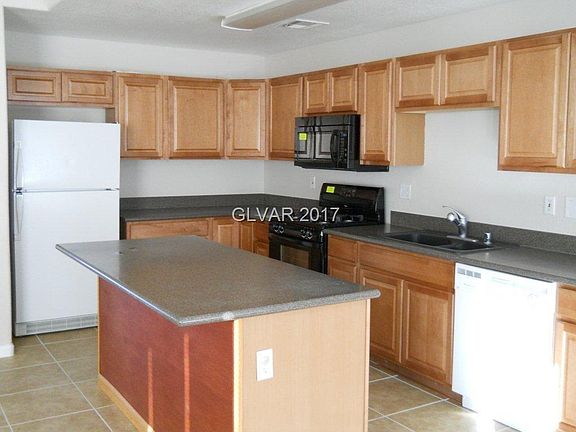 4th image of 2917 Shady Garden Ct #0