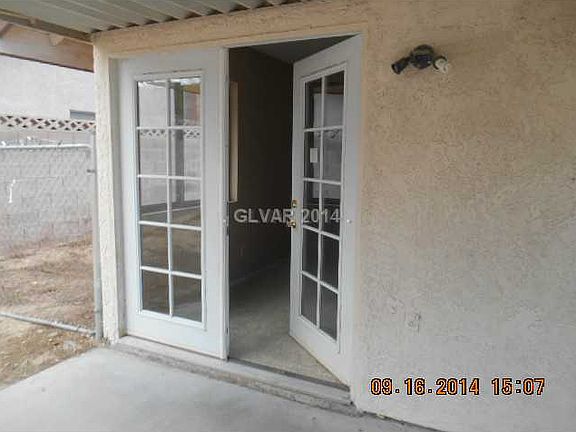 5th image of 3137 Floral Vista Ave