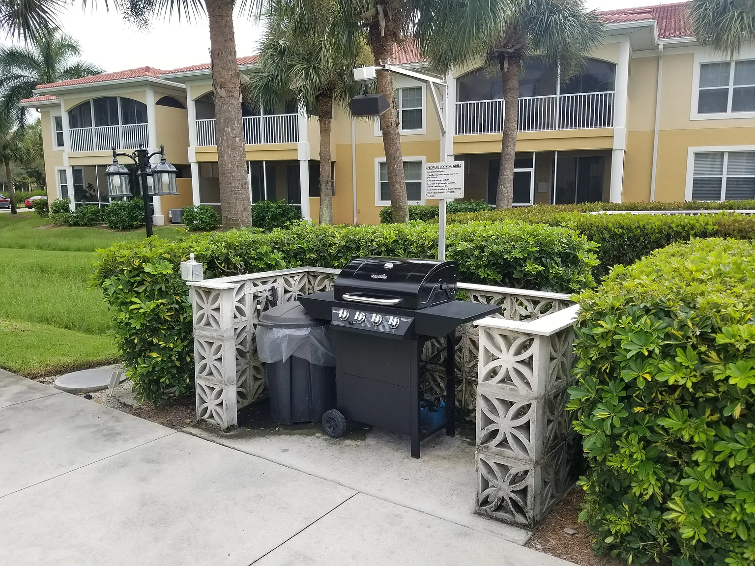 2 bed, 998 sqft, $1,550 — Photo 4