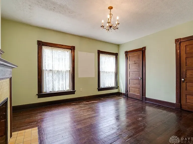 144 Central Ave — Photo 17