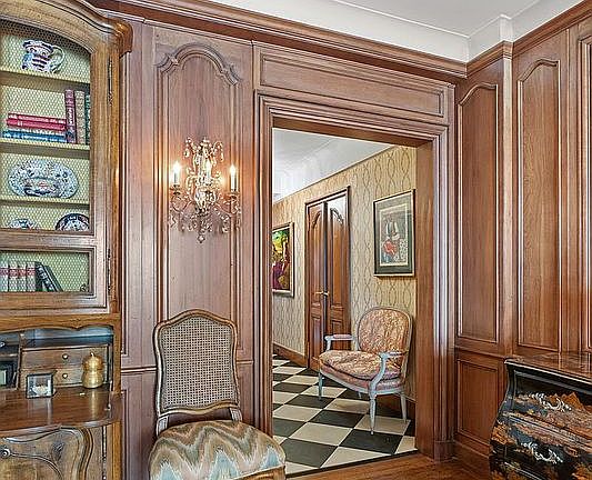 3rd image of 30 Beekman Pl #8D