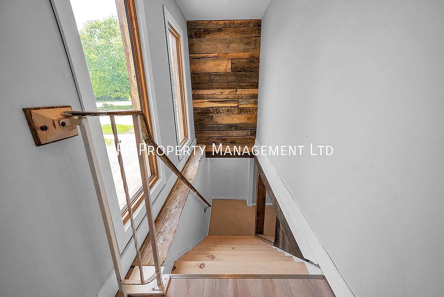 1st image of 206 Station St #2