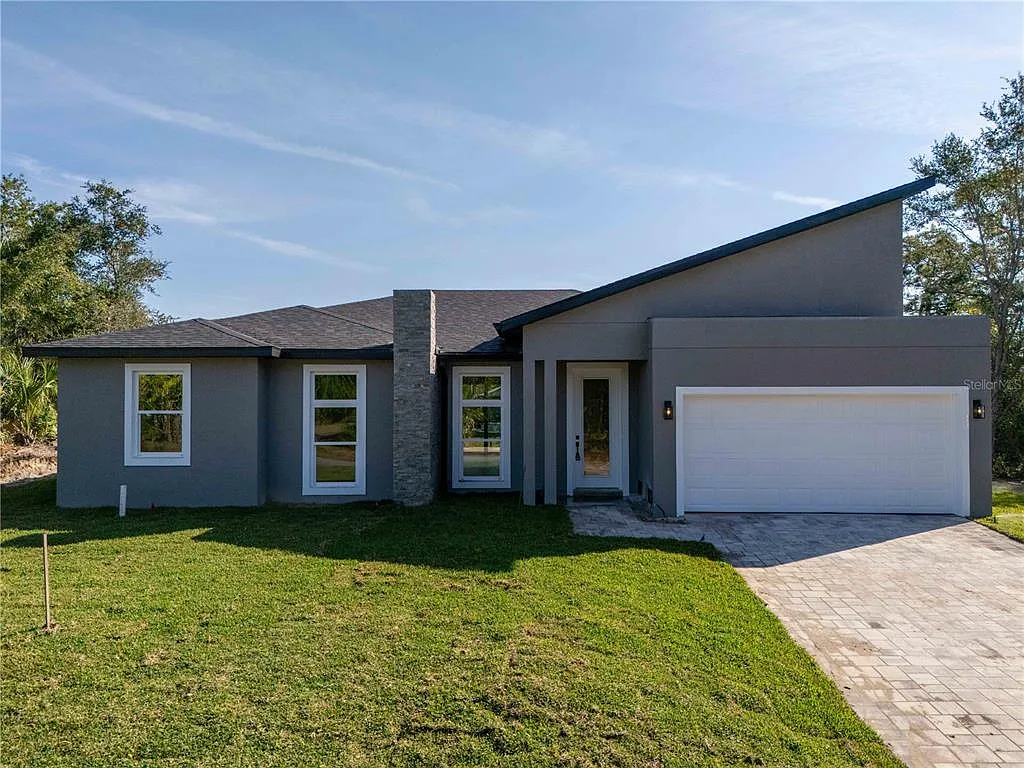 4 bed, 3.0 bath, 1795 sqft, $2,200 — Photo 3