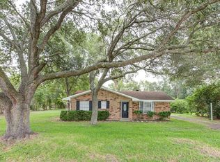 2735 Wehring Rd, Rosenberg, TX 77471