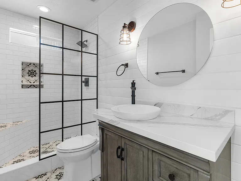 6508 N 85th Pl — Photo 14