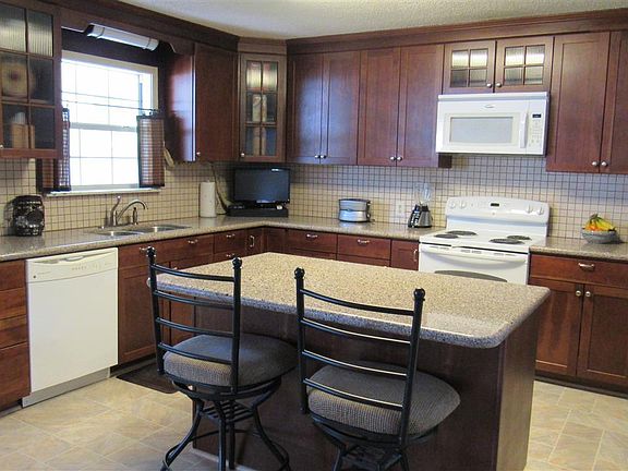 5th image of 15112 Saline Cir
