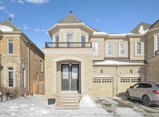 3071 Isaac Ave, Oakville, ON L6M 0S7