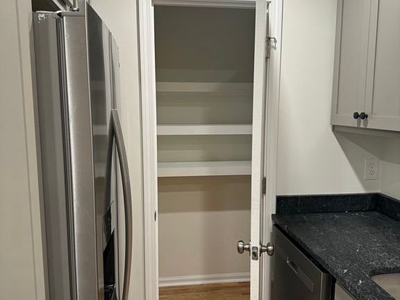 4th image of 1124 Cherokee Rd #14