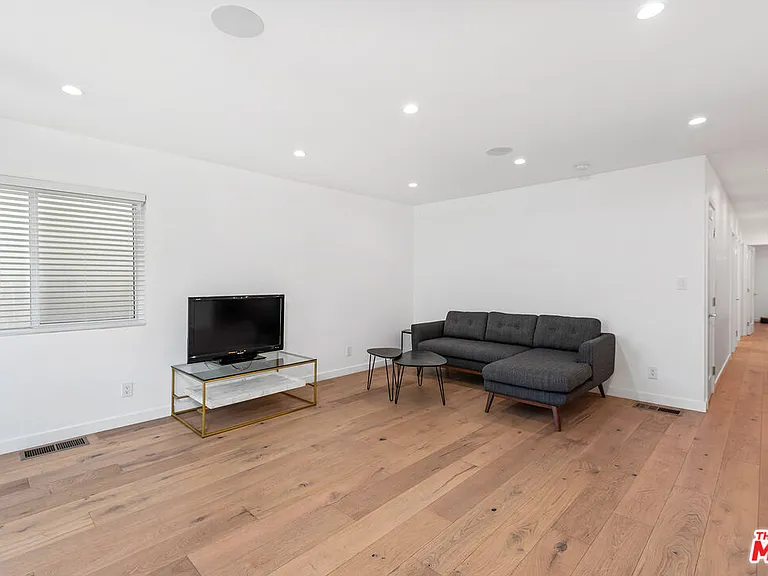 2603 Abbot Kinney Blvd — Photo 2