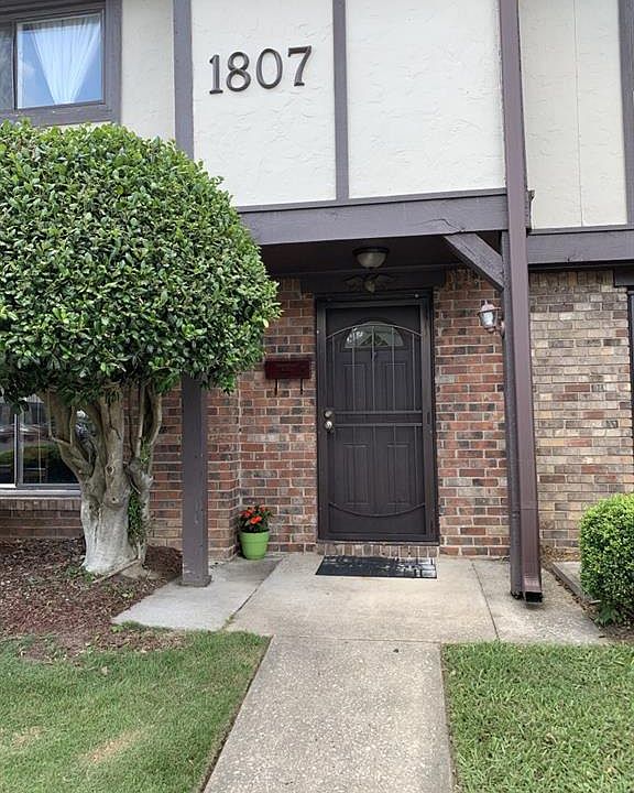 1st image of 1807 Ashborough Cir SE