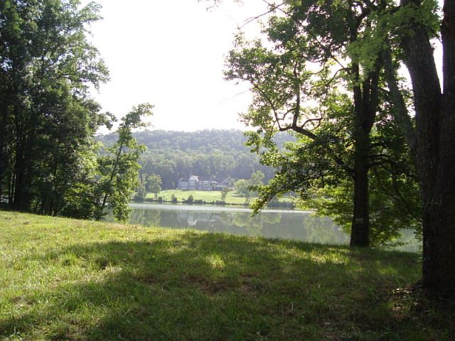 2nd image of 1974 Haig Mill Lake Rd