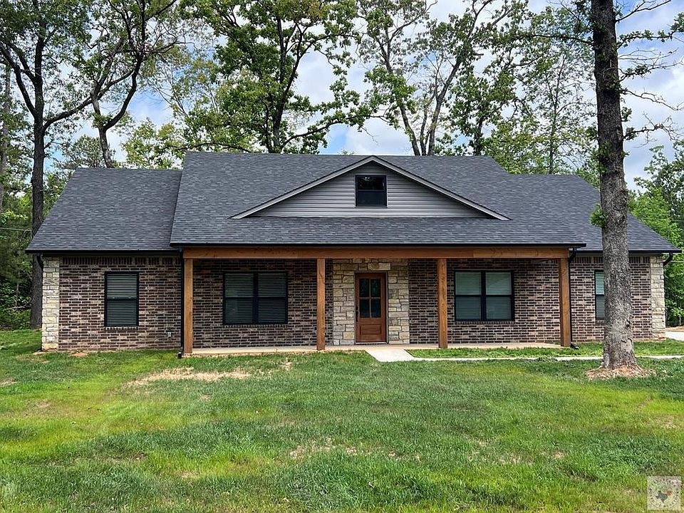 1st image of 10 Hickory Oak Ln