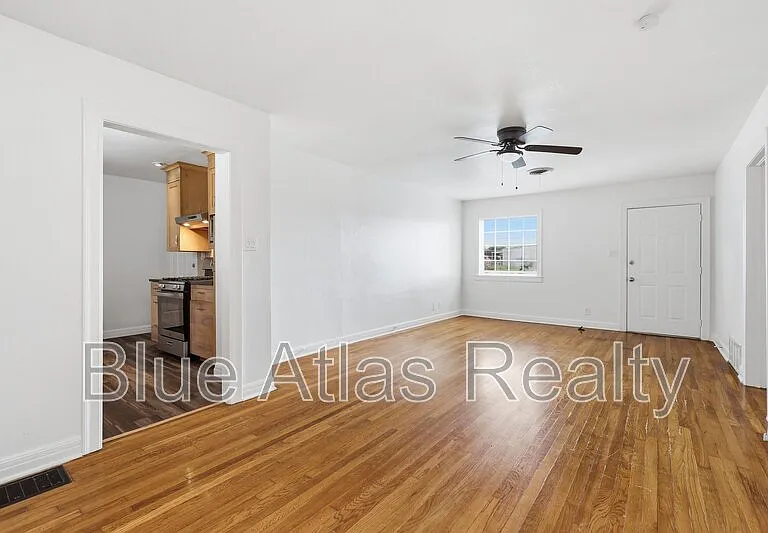 2112 Ederville Rd S — Photo 4