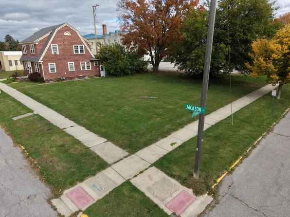 413 Jefferson Ave, La Porte, IN 46350