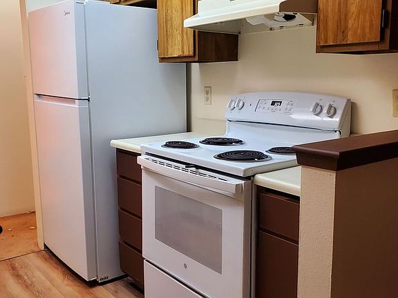 4th image of 12327 118th Avenue Ct E APT B