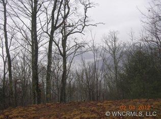 17 Windingstairs Rd, Topton, NC 28781