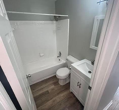 4th image of 15738 Orchard Ln
