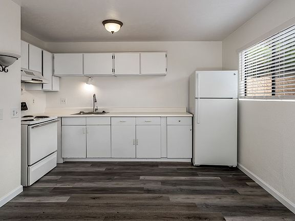 2nd image of 2141 Hua Pl #2