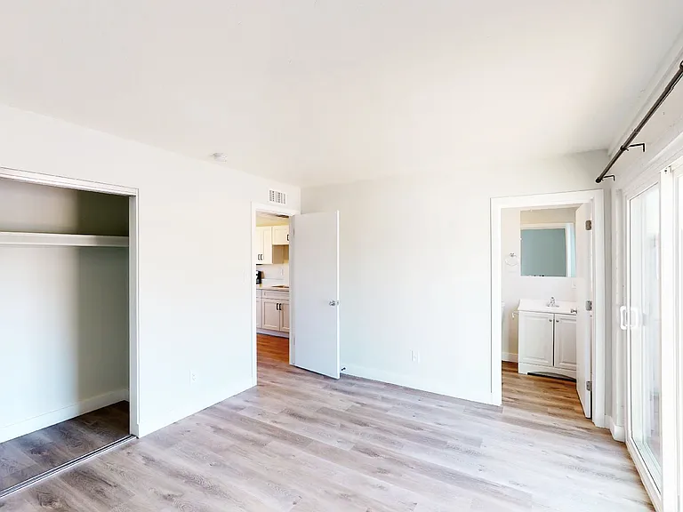 1712-1724 E Ocotillo Rd — Photo 104