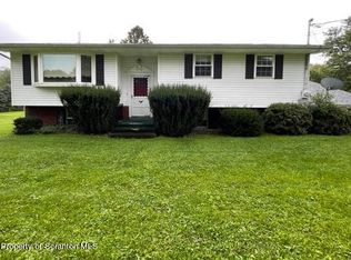 11 Altmiller Ln, Scott Township, PA 18411