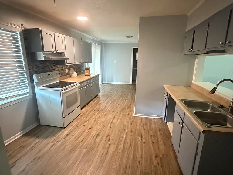 3775 Kipling Ave — Photo 5