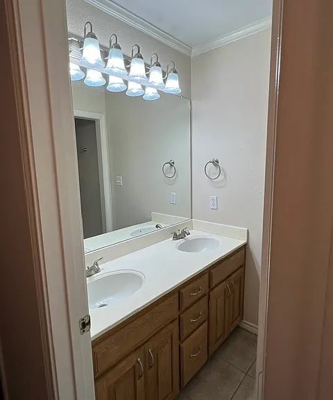 6107 Plantation Dr — Photo 8