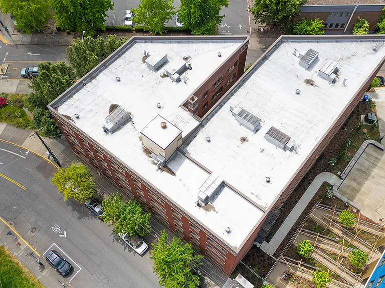 Historic Paramount Apartments — Photo 43