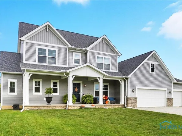 3901 Plumey Rd, Northwood, OH 43619