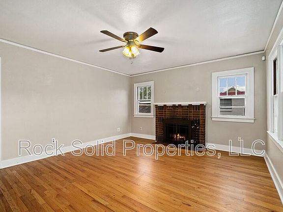 4th image of 316 E 20th St
