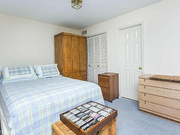 4th image of 5631 Gosling Dr