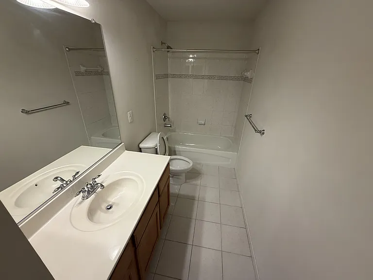 3921 Braveheart Cir — Photo 11