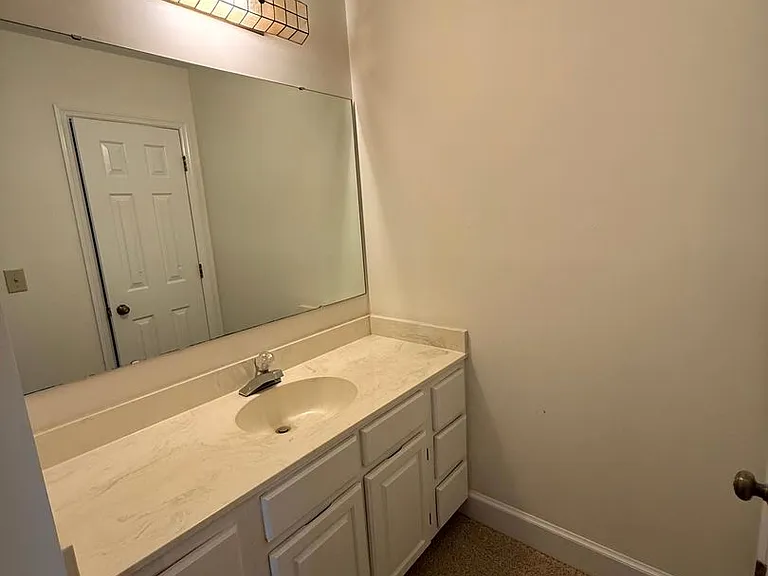 733 Victorian Pl — Photo 7
