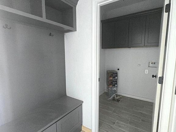 2nd image of 181 RANCHERO WAY