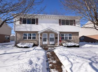 425 N Westfield St, Oshkosh, WI 54902