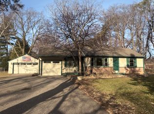 905 County Road 101, Minneapolis, MN 55447