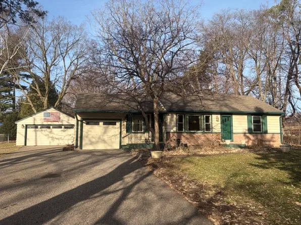 905 County Road 101, Minneapolis, MN 55447