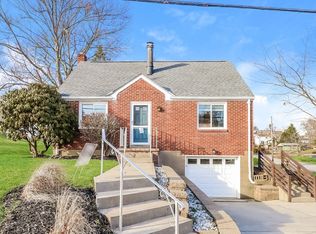 156 Iroquois Ave, Pittsburgh, PA