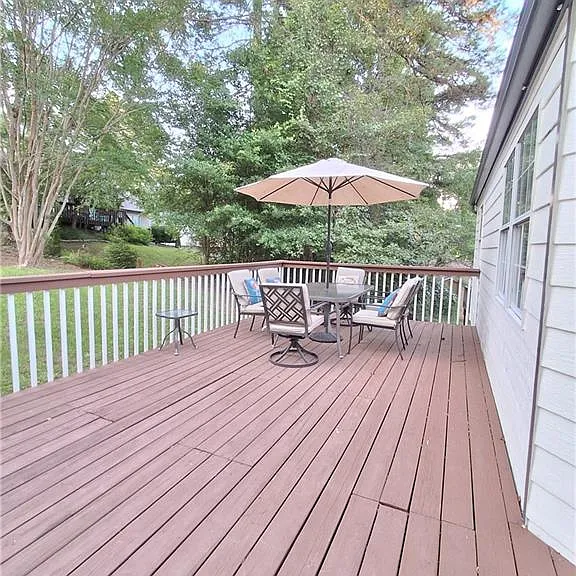 1142 Riverside Trce — Photo 20
